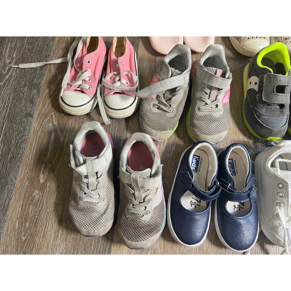 New Balance Saucony Converse Toddler Girl 7-9 Mixed Color Shoe Lot 11 Pairs - Picture 3 of 6